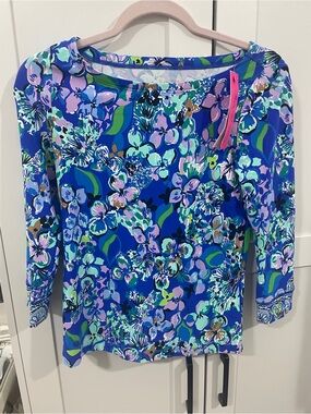 NWT Lilly Pulitzer Blue Multi Floral Boatneck Long Sleeve Top Fits Like a Small